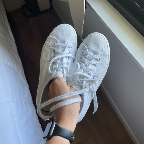 NEVER WORN WHITE PLATFORM SUPERGAS!!!!! Sold out literally everywhere! 💌 - Picture 7 of 8